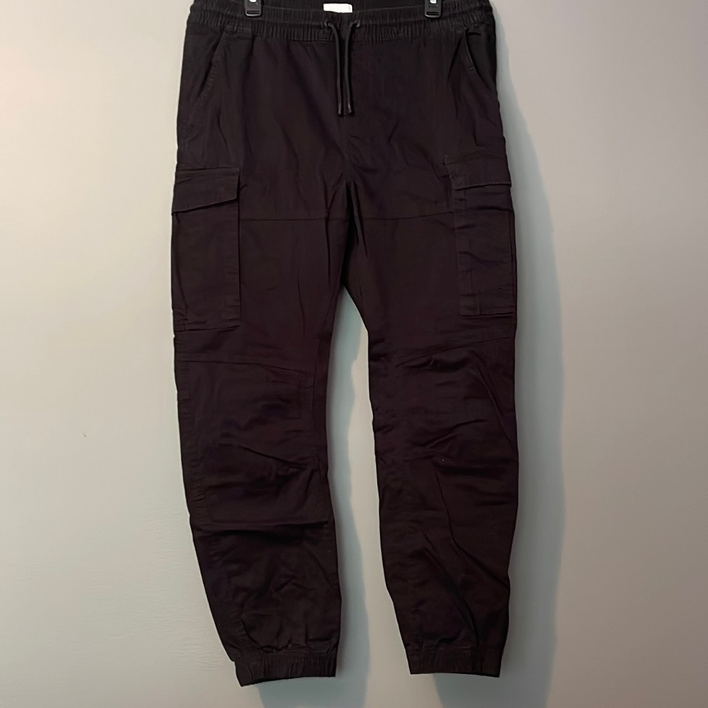 Men’s Black Cargo Joggers Pant